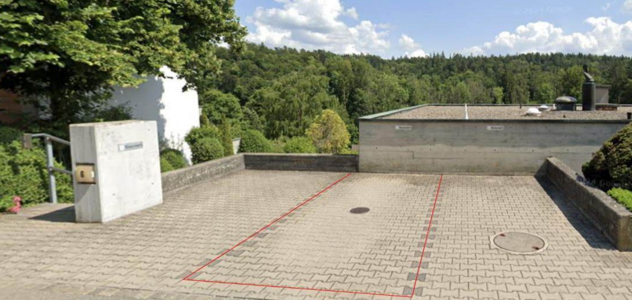 Aussenparkplatz